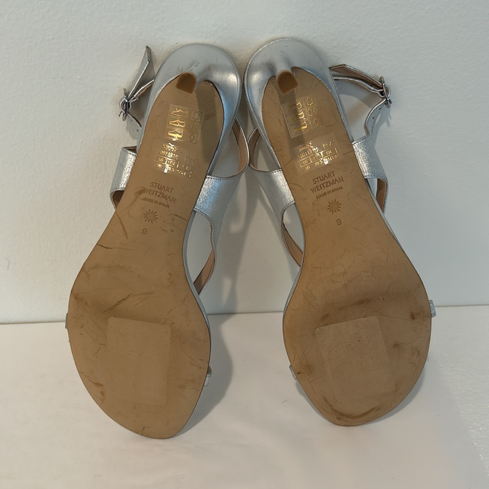 New Stuart Weitzman Silver Strappy Heels Size 9, Style code SB052. - Picture 8 of 9